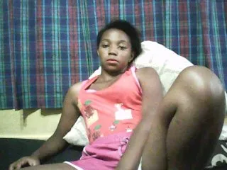 Live sex webcam photo for ElianeXhot #141800628