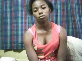 Live sex webcam photo for ElianeXhot #141856633