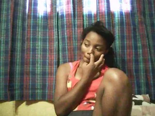 Live sex webcam photo for ElianeXhot #143392600