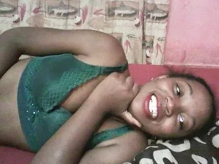Live sex webcam photo for ElianeXhot #158194932
