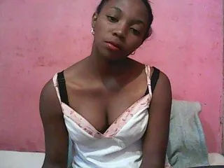 Live sex webcam photo for ElianeXhot #164392061