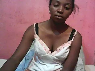 Live sex webcam photo for ElianeXhot #164447952