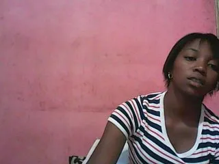 Live sex webcam photo for ElianeXhot #165599136