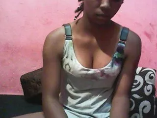 Live sex webcam photo for ElianeXhot #187792324