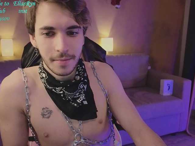 Live sex webcam photo for EliasRyn #276989241