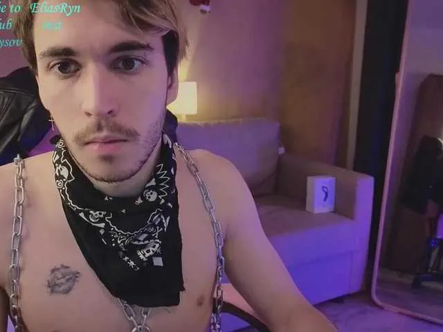 Live sex webcam photo for EliasRyn #277048252