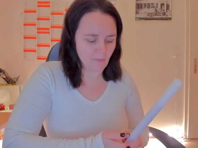 Live sex webcam photo for Elieen2 #292298295