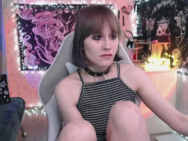 Live sex webcam photo for Elika-Kay #277878043