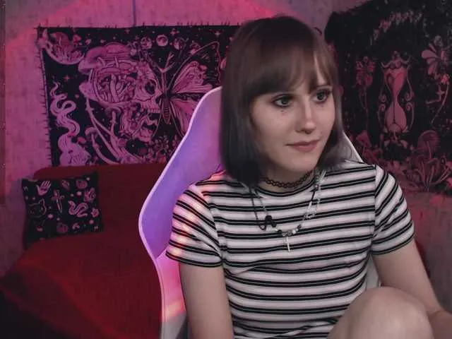 Live sex webcam photo for Elika-Kay #278217420