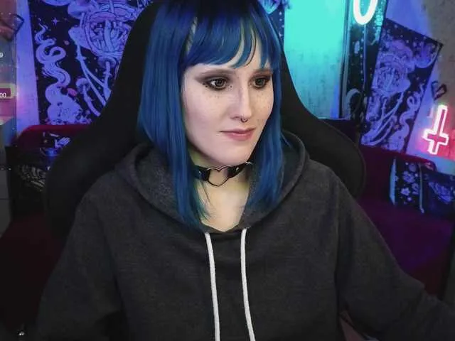 Live sex webcam photo for Elika-Kay #290572035