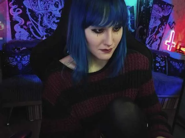 Live sex webcam photo for Elika-Kay #290735797