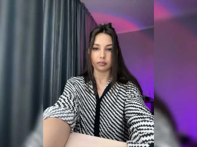 Live sex webcam photo for ElinaEbberline #277908627