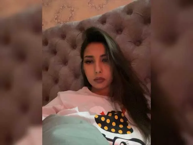 Live sex webcam photo for ElinaEbberline #277999804