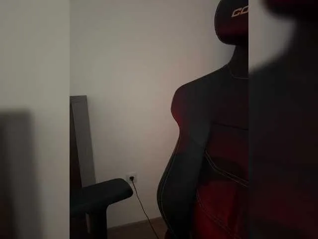 Live sex webcam photo for ElinaEbberline #290375382