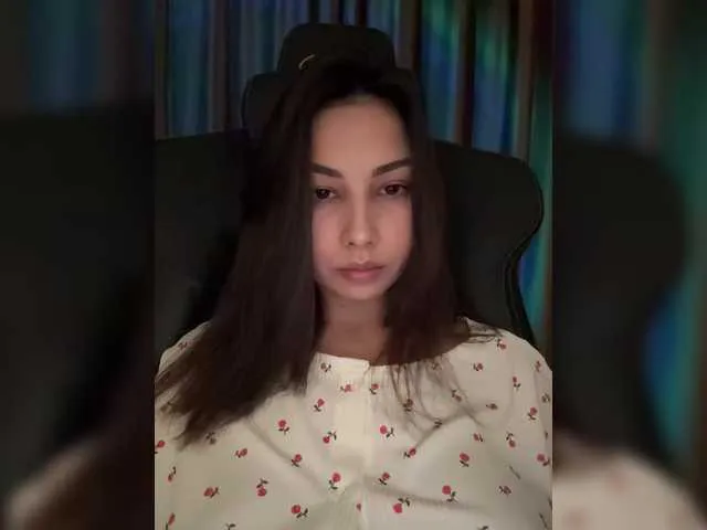 Live sex webcam photo for ElinaEbberline #292076787