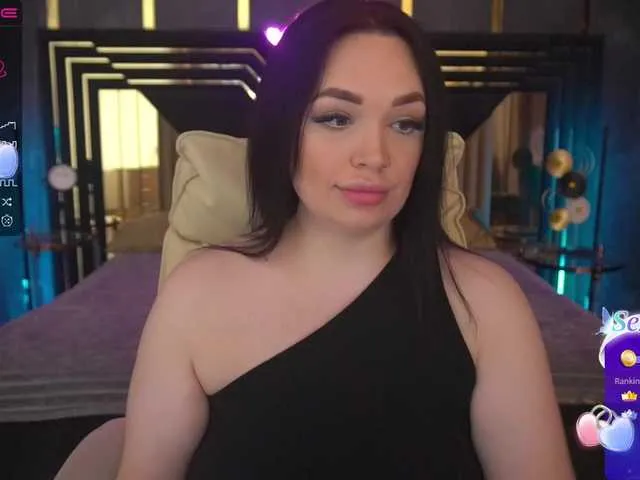 Live sex webcam photo for ElinaHottie #290164093