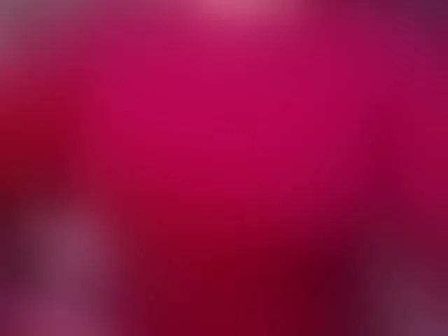 Live sex webcam photo for ElinaOcean #292509873