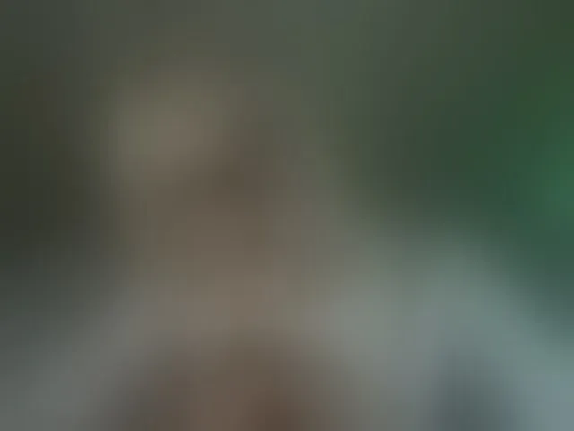 Live sex webcam photo for ElinaOcean #294122371