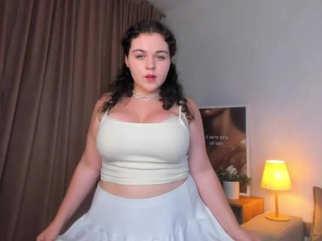 Live sex webcam photo for ElinaStarr #291942938