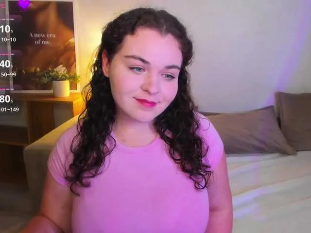 Live sex webcam photo for ElinaStarr #292029287