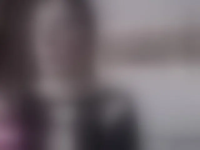 Live sex webcam photo for Elinor21 #293556985