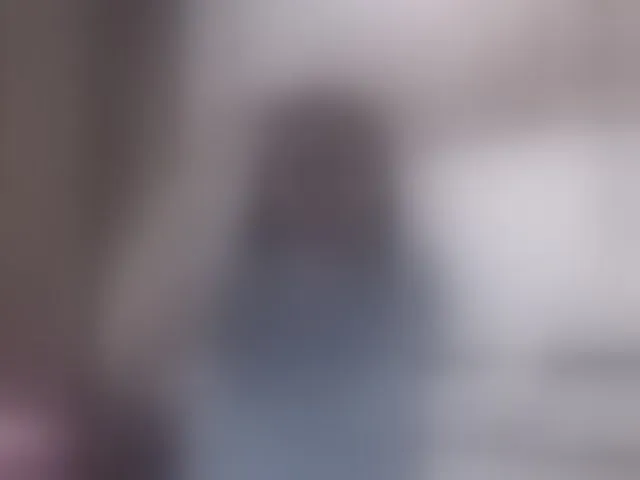 Live sex webcam photo for Elinor21
