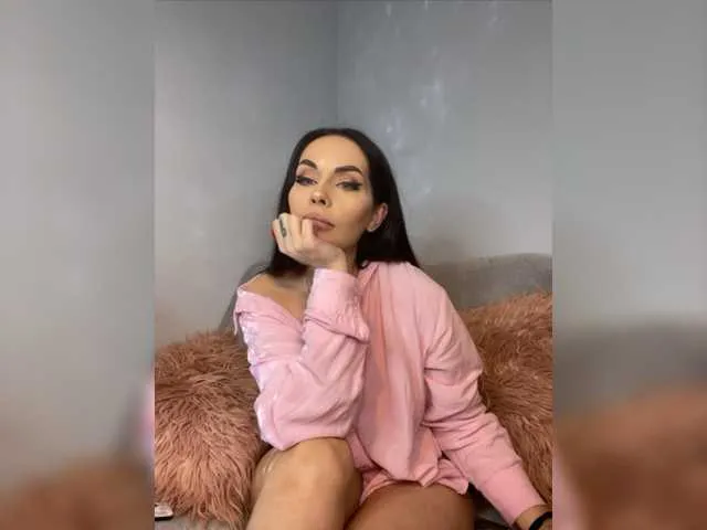 Live sex webcam photo for ElisCat #277074487