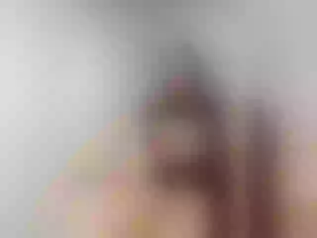 Live sex webcam photo for ElisCat #277204393