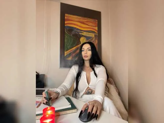 Live sex webcam photo for ElisCat #277578114