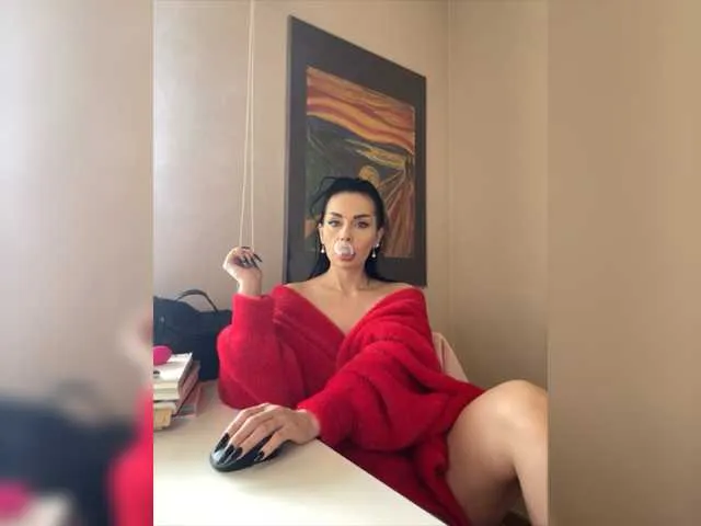 Live sex webcam photo for ElisCat #277743986
