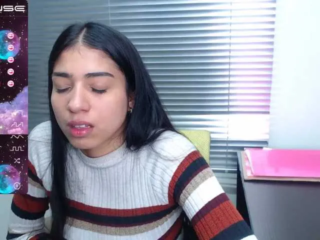 Live sex webcam photo for Elisa-Greco #271821820