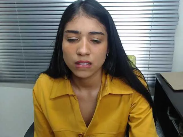 Live sex webcam photo for Elisa-Greco #271856781