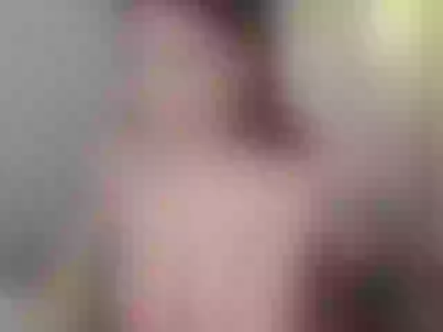 Live sex webcam photo for ElisaBaxter #288020174