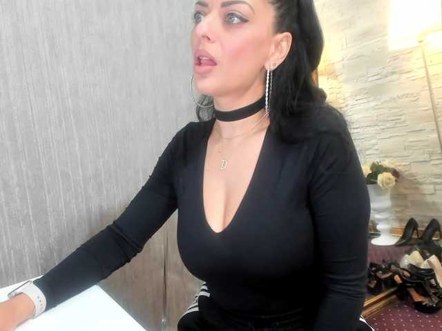 Live sex webcam photo for ElisaBaxter #288020295