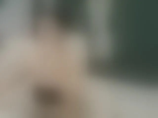 Live sex webcam photo for ElisaBaxter #292663339