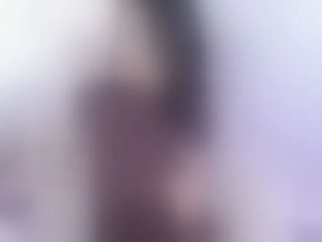 Live sex webcam photo for ElisaBaxter #293419008
