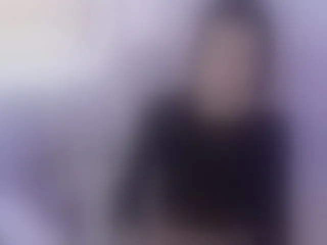 Live sex webcam photo for ElisaBaxter #293446833