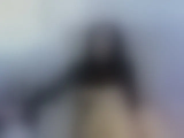 Live sex webcam photo for ElisaBaxter #293478546