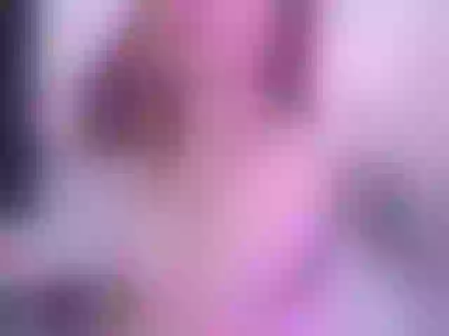 Live sex webcam photo for ElisabethHeaven #276396957