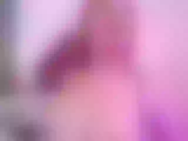 Live sex webcam photo for ElisabethHeaven #276415817