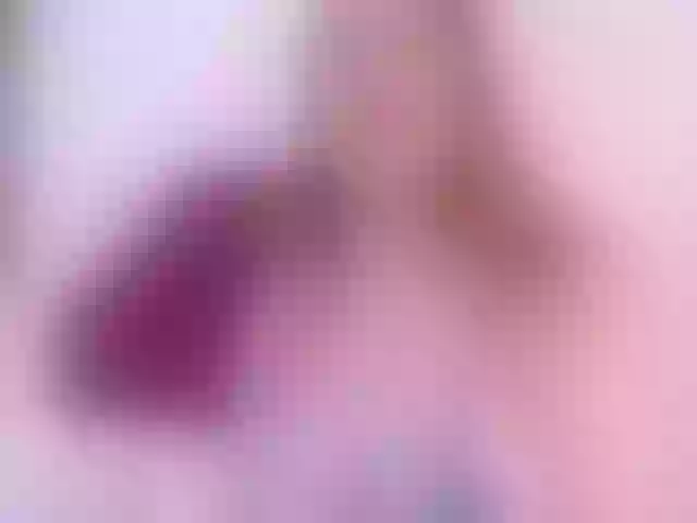 Live sex webcam photo for ElisabethHeaven #276618328