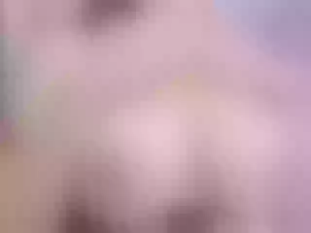 Live sex webcam photo for ElisabethHeaven #276750626
