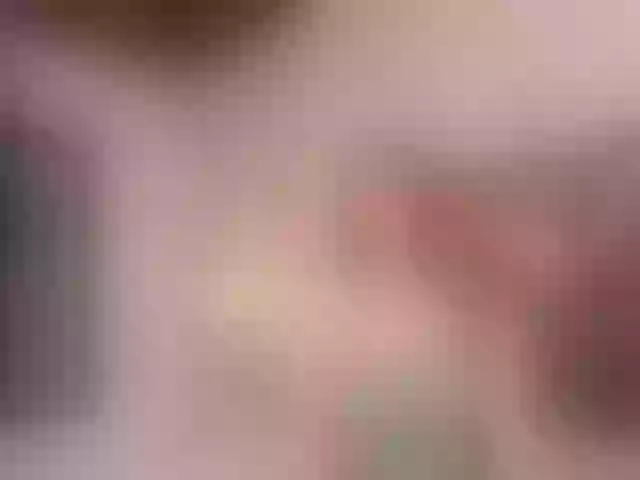 Live sex webcam photo for ElisabethHeaven #277075845
