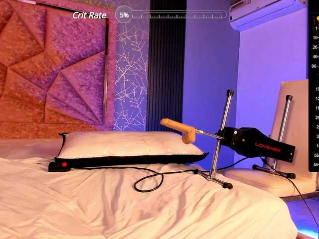 Live sex webcam photo for ElisabethHeaven #277681396