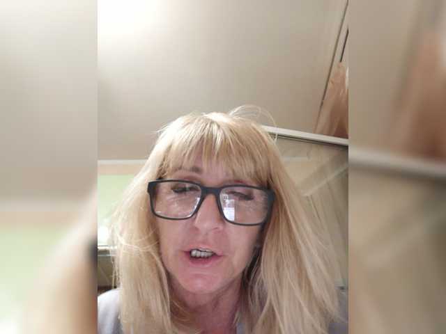 Live sex webcam photo for Elise52 #273705005