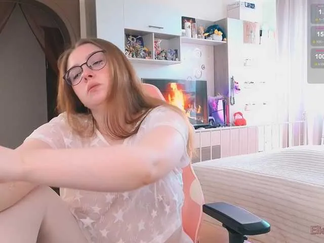 Live sex webcam photo for EliseJay #291777773