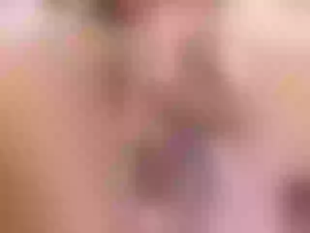 Live sex webcam photo for EliseJones #288055616