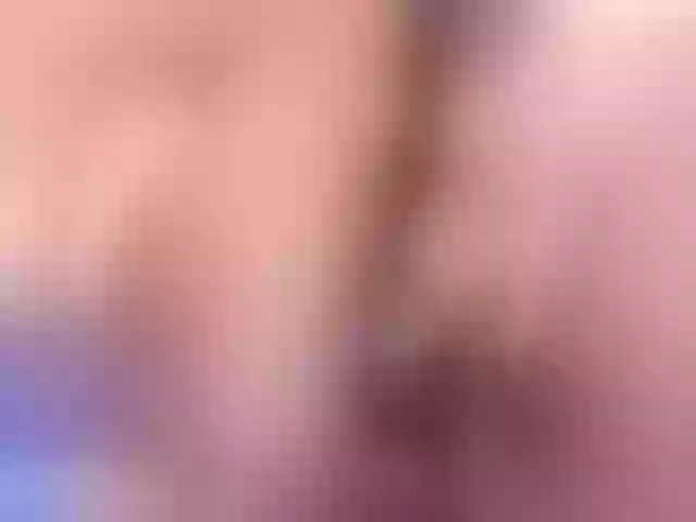 Live sex webcam photo for EliseJones #288055621