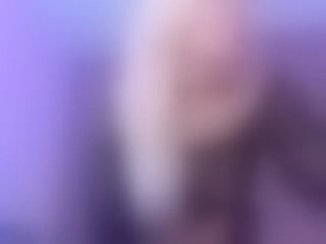 Live sex webcam photo for Elismiracle #290459137
