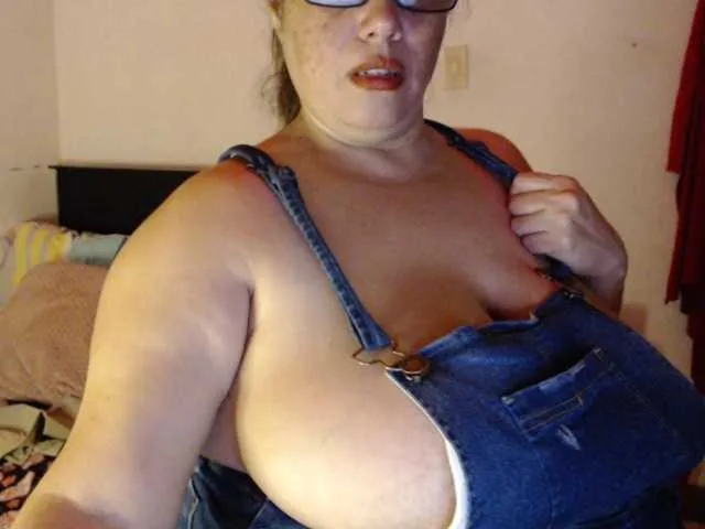 Live sex webcam photo for ElissaHot #273138107